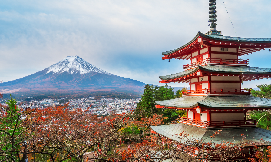 Kiyomizu-dera Temple and cherry blossom season (Sakura) spring time in Kyoto, Japan