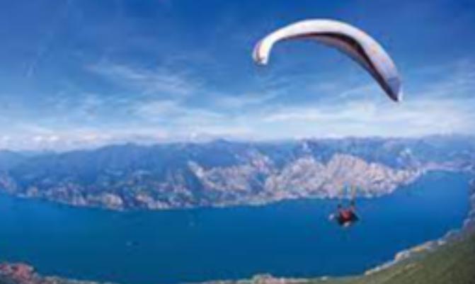 Paragliding, ITALY